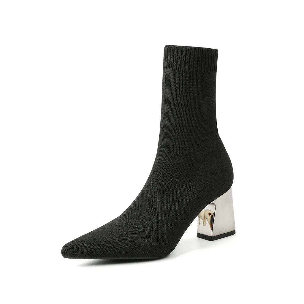 Women’s ankle pointed-toe heeled boots