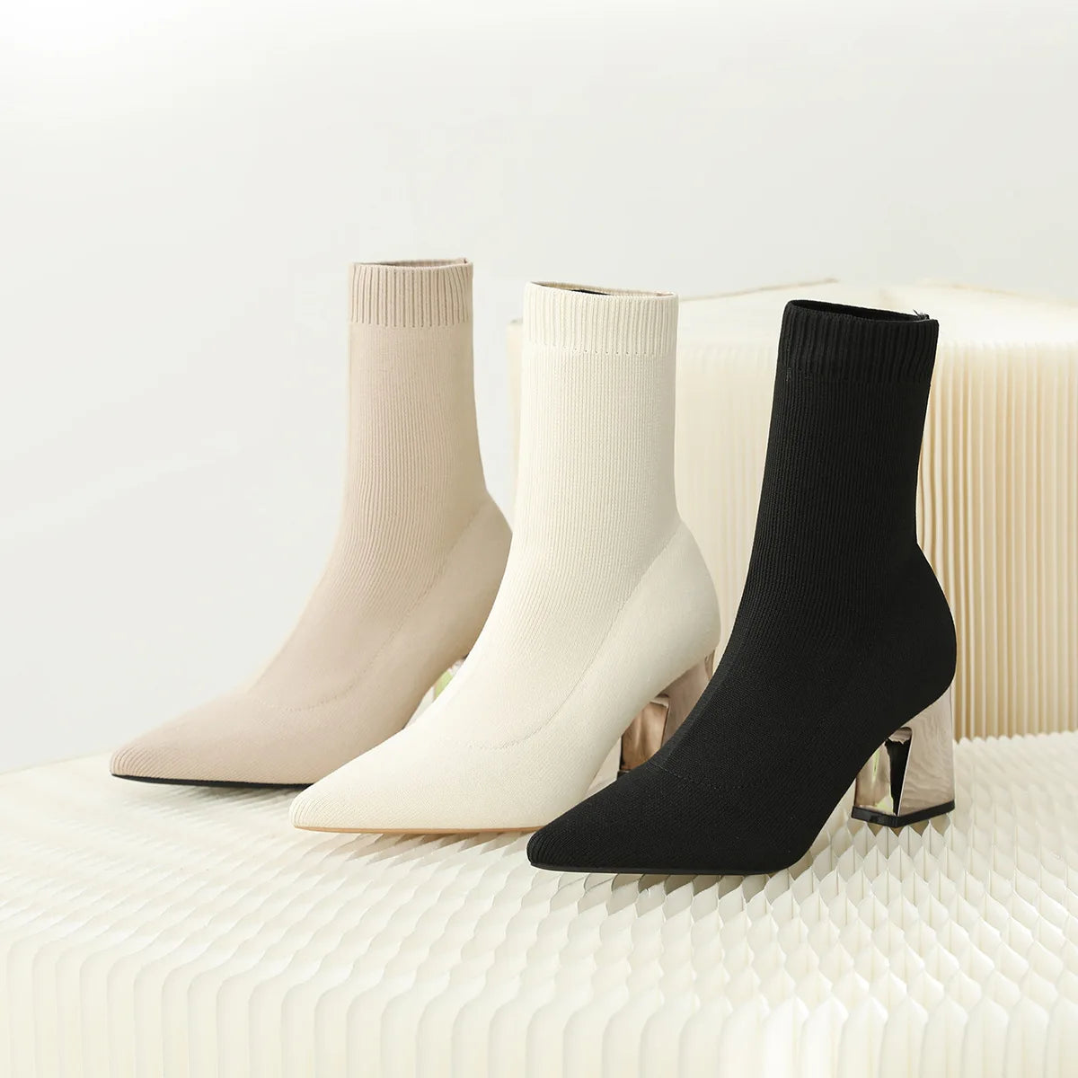 Women’s ankle pointed-toe heeled boots
