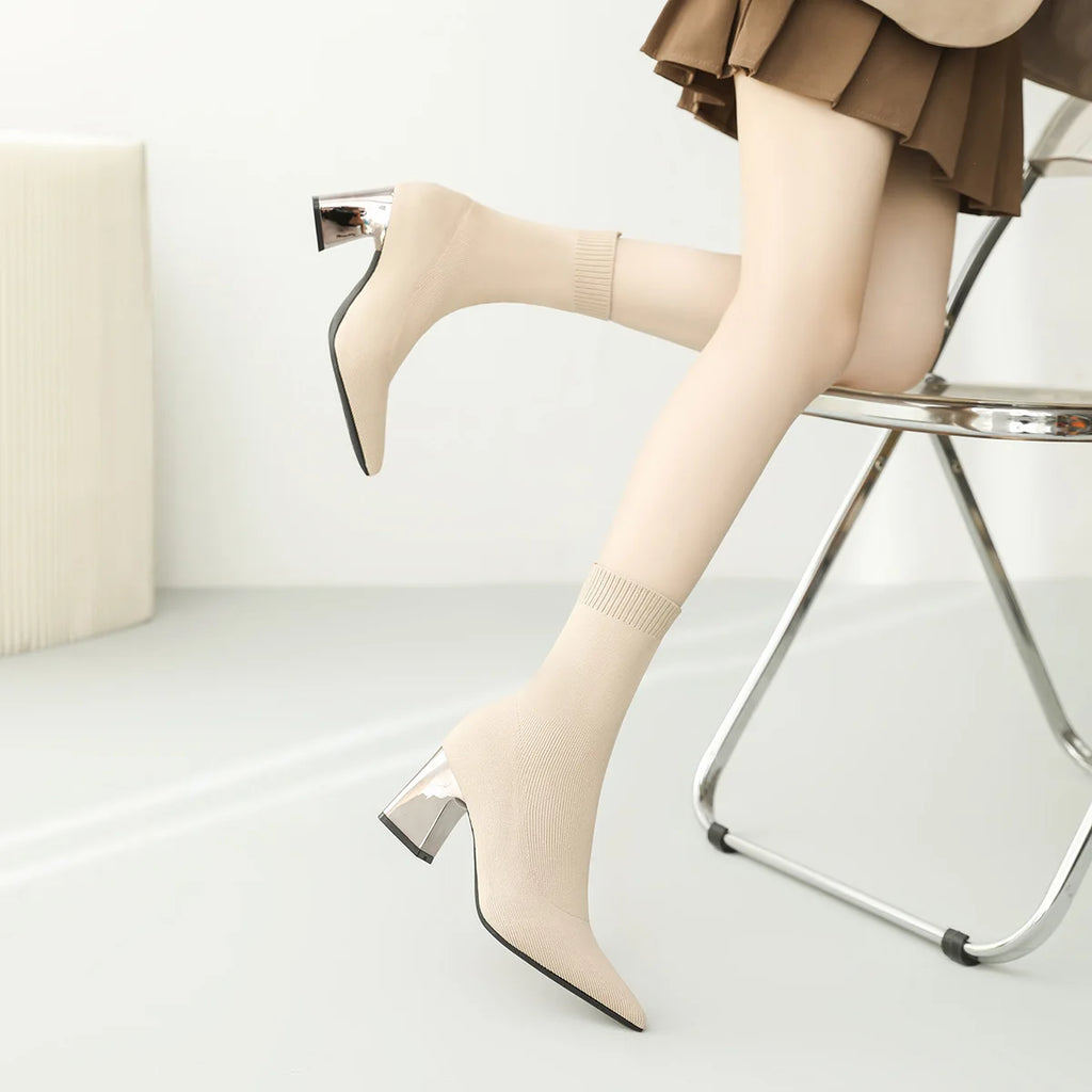 Women’s ankle pointed-toe heeled boots